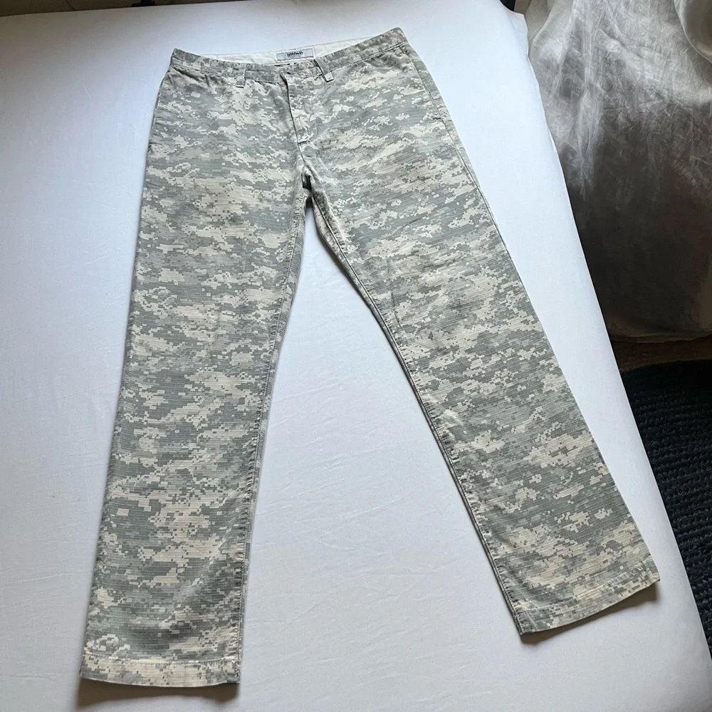 BALDWIN KANSAS CITY tan cream‎ grey digital camo camouflage straight leg pants